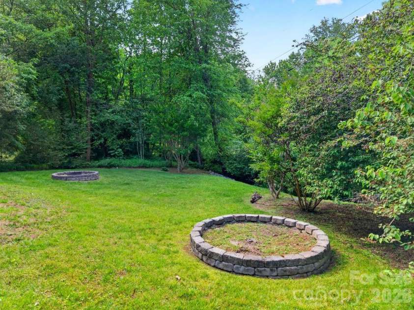7 Firestone Court, Etowah, NC 28729.  MLS# CAR4383337, YatesRealty ID 31331. 