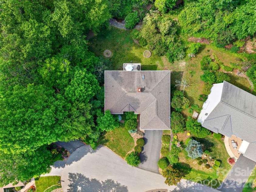 7 Firestone Court, Etowah, NC 28729.  MLS# CAR4383337, YatesRealty ID 31331. 