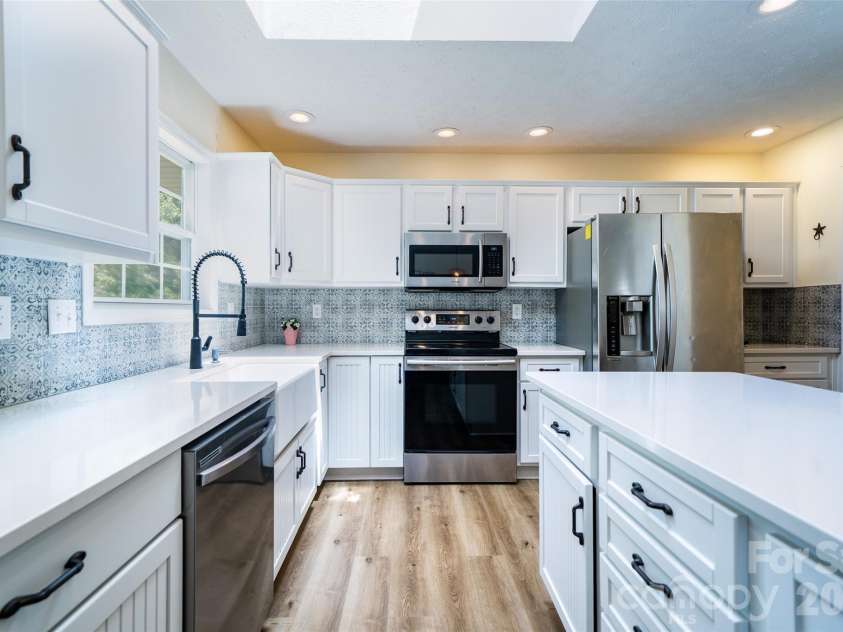 7 Firestone Court, Etowah, NC 28729.  MLS# CAR4383337, YatesRealty ID 31331. 