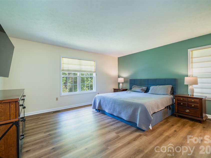 7 Firestone Court, Etowah, NC 28729.  MLS# CAR4383337, YatesRealty ID 31331. 