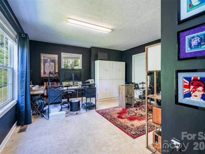 7 Firestone Court, Etowah, NC 28729.  MLS# CAR4383337, YatesRealty ID 31331. 