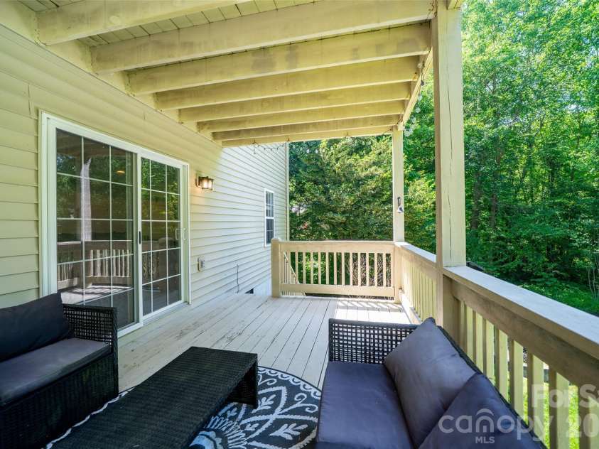 7 Firestone Court, Etowah, NC 28729.  MLS# CAR4383337, YatesRealty ID 31331. 