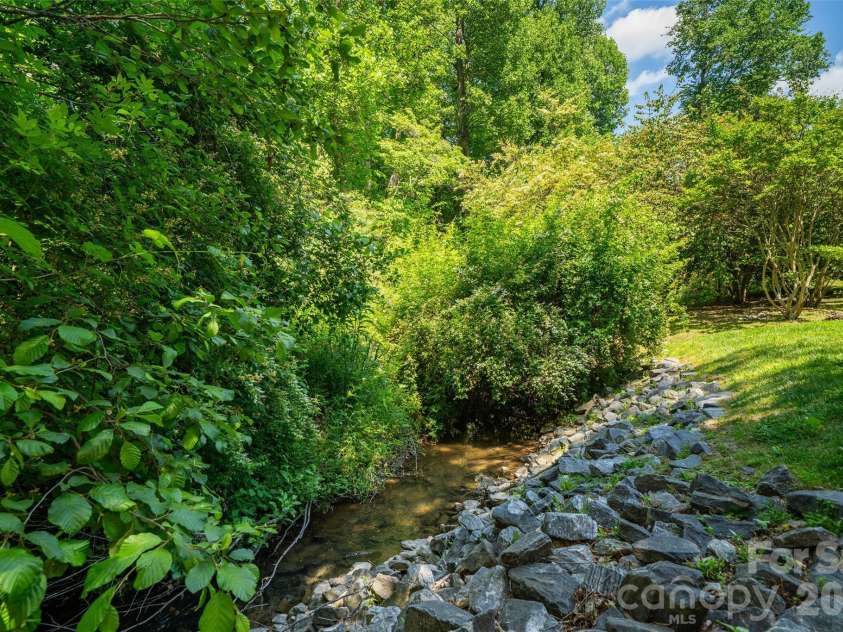 7 Firestone Court, Etowah, NC 28729.  MLS# CAR4383337, YatesRealty ID 31331. 
