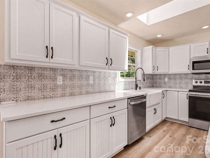 7 Firestone Court, Etowah, NC 28729.  MLS# CAR4424060, YatesRealty ID 31331. 