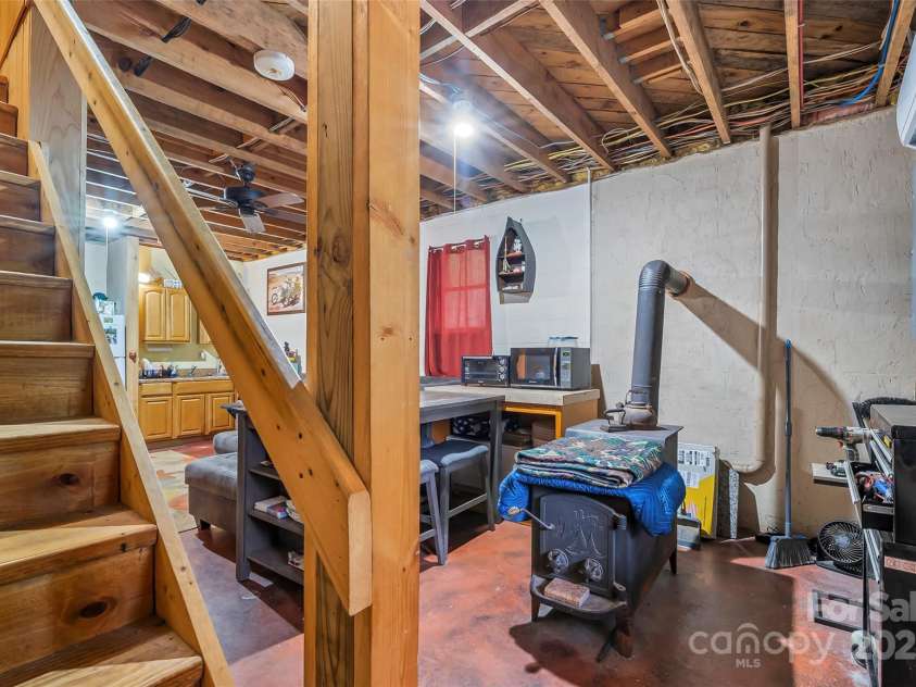 653 Lakeview Drive, Marion, NC 28752.  MLS# CAR4290647, YatesRealty ID 31332. Basement