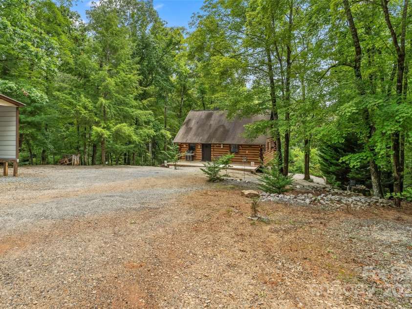 653 Lakeview Drive, Marion, NC 28752.  MLS# CAR4290647, YatesRealty ID 31332. From driveway