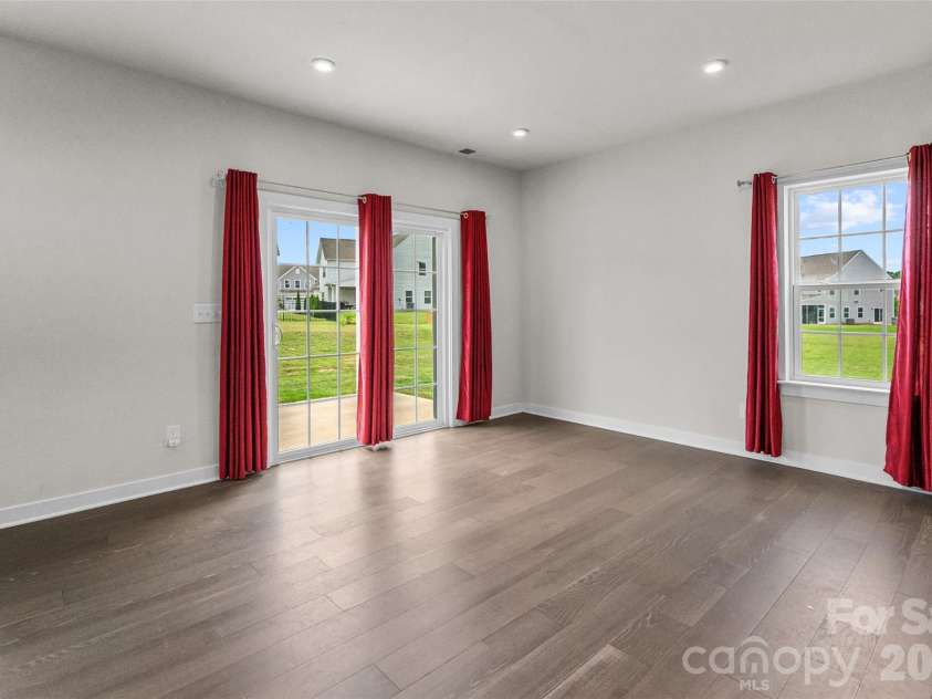 730 Autumn Sage Drive, Indian Trail, NC 28079.  MLS# CAR4390299, YatesRealty ID 31332. Breakfast Nook
