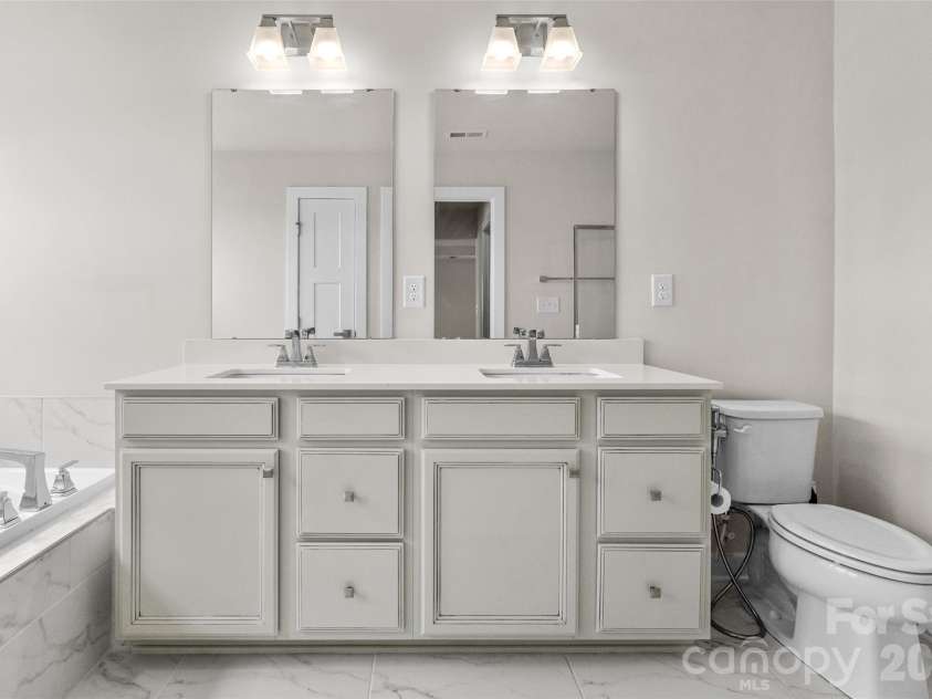730 Autumn Sage Drive, Indian Trail, NC 28079.  MLS# CAR4390299, YatesRealty ID 31332. Primary Bathroom