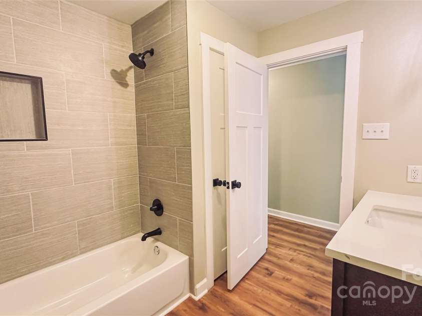 2680 Peachtree Road, Statesville, NC 28625.  MLS# CAR4290683, YatesRealty ID 31333. Stylish new bathroom with updated fixtures and modern finishes.