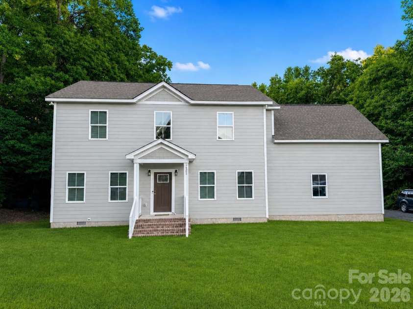 7205 Sagebrush Circle, Concord, NC 28025.  MLS# CAR4381462, YatesRealty ID 31333. 