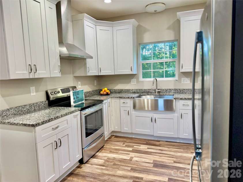 7205 Sagebrush Circle, Concord, NC 28025.  MLS# CAR4381462, YatesRealty ID 31333. 