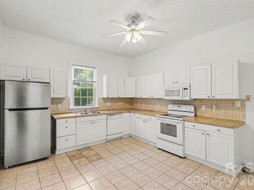 900 Cone Avenue, Pineville, NC 28134.  MLS# CAR4392186, YatesRealty ID 31335. 
