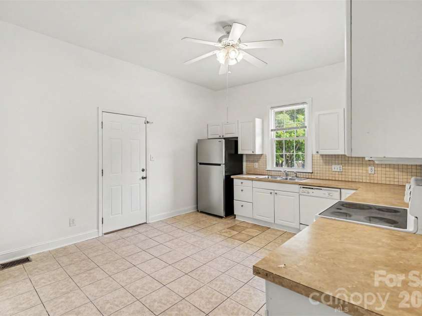 900 Cone Avenue, Pineville, NC 28134.  MLS# CAR4392186, YatesRealty ID 31335. 
