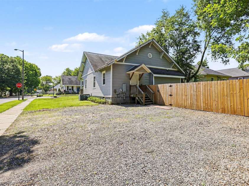 900 Cone Avenue, Pineville, NC 28134.  MLS# CAR4392186, YatesRealty ID 31335. 