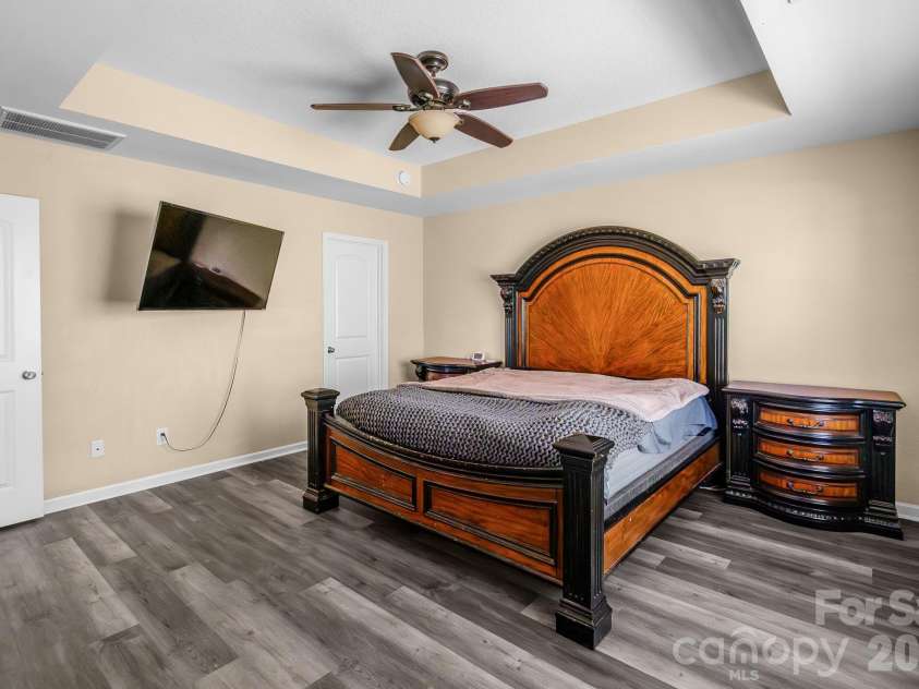 13213 Reunion Street, Charlotte, NC 28278.  MLS# CAR4392263, YatesRealty ID 31336. 