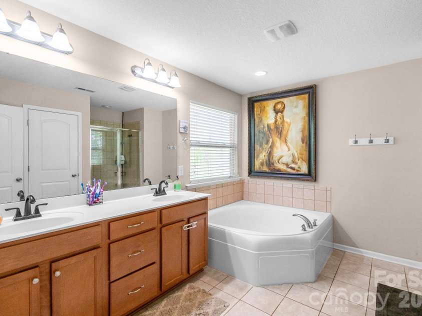 13213 Reunion Street, Charlotte, NC 28278.  MLS# CAR4392263, YatesRealty ID 31336. 