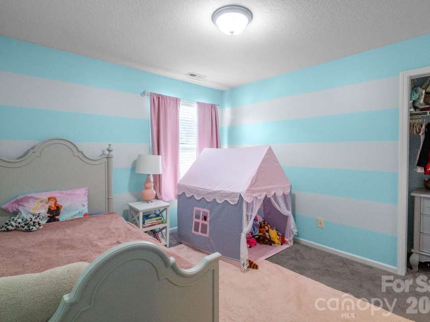 13213 Reunion Street, Charlotte, NC 28278.  MLS# CAR4392263, YatesRealty ID 31336. 