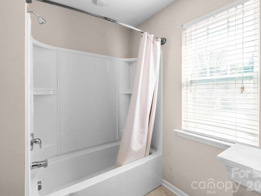 13213 Reunion Street, Charlotte, NC 28278.  MLS# CAR4392263, YatesRealty ID 31336. 