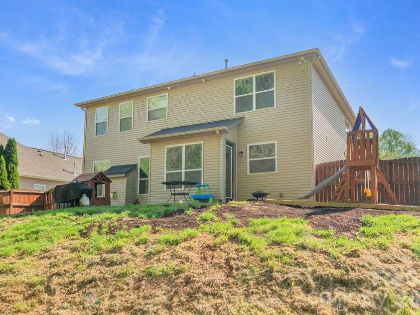 13213 Reunion Street, Charlotte, NC 28278.  MLS# CAR4392263, YatesRealty ID 31336. 