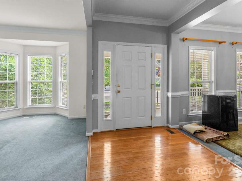 2725 Billings Park Drive, Charlotte, NC 28213.  MLS# CAR4392568, YatesRealty ID 31337. 
