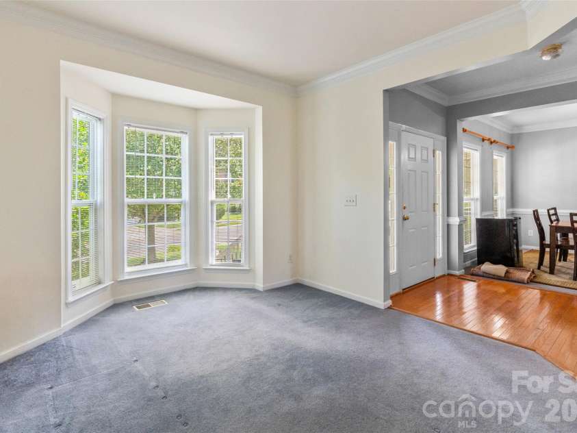 2725 Billings Park Drive, Charlotte, NC 28213.  MLS# CAR4392568, YatesRealty ID 31337. 