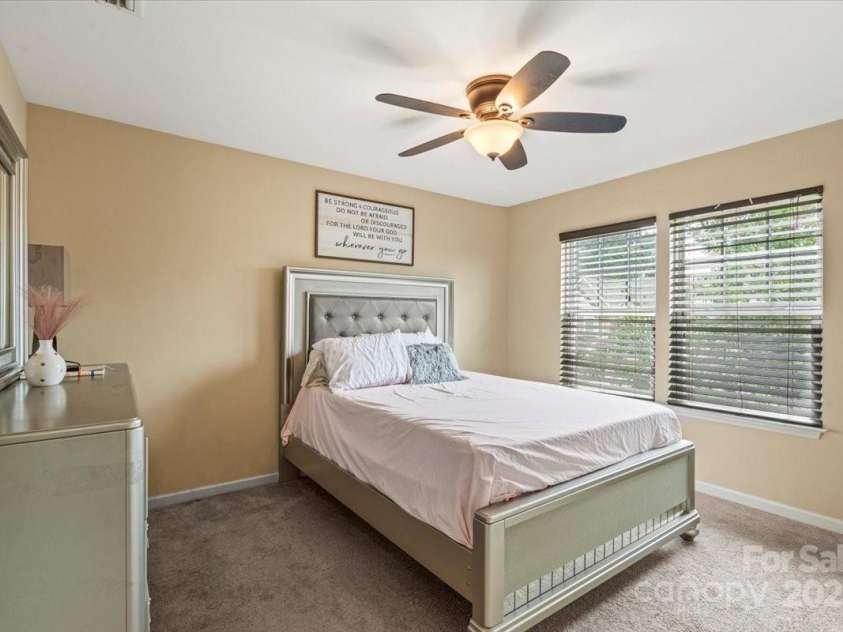 4246 Wedge Drive, Pfafftown, NC 27040.  MLS# CAR4290610, YatesRealty ID 31337. 
