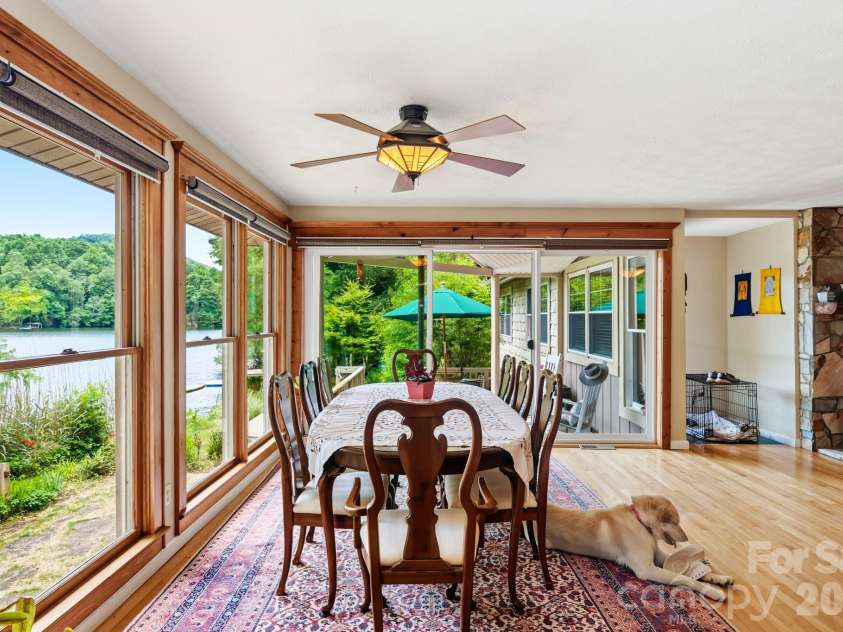 11 Echo Lake Drive, Fairview, NC 28730.  MLS# CAR4387481, YatesRealty ID 31338. Enjoy Meals with a View