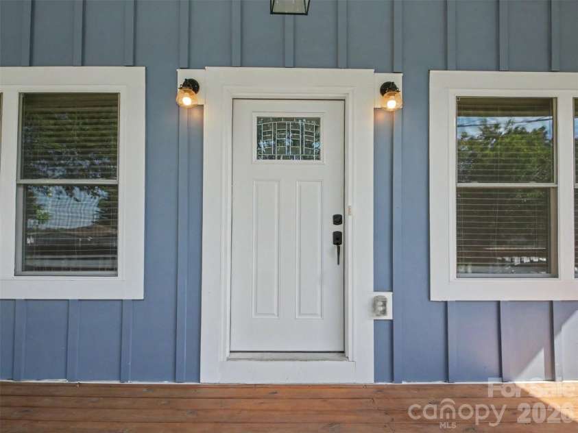 1217 Holland Street, Kannapolis, NC 28083.  MLS# CAR4392634, YatesRealty ID 31339. 