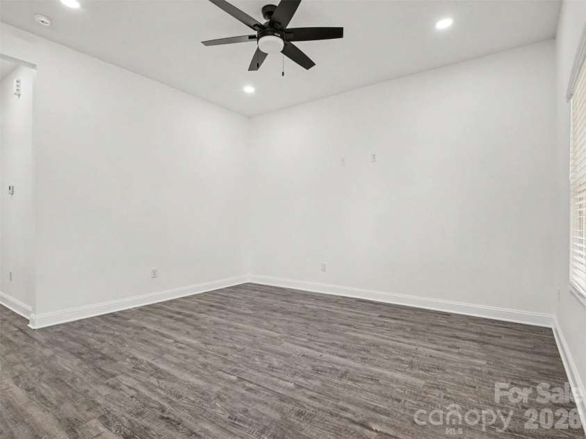1217 Holland Street, Kannapolis, NC 28083.  MLS# CAR4392634, YatesRealty ID 31339. 