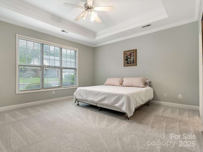 3729 Oak View Court, Matthews, NC 28105.  MLS# CAR4289606, YatesRealty ID 31339. 