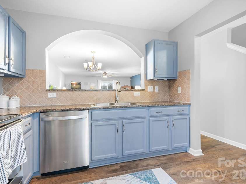 17640 Caldwell Track Drive, Cornelius, NC 28031.  MLS# CAR4350638, YatesRealty ID 3134. 