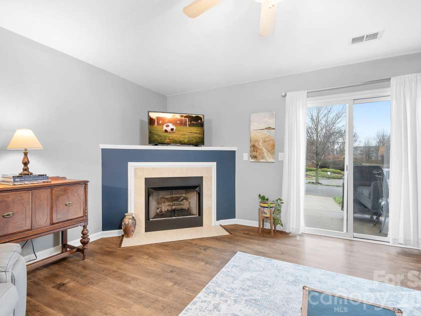 17640 Caldwell Track Drive, Cornelius, NC 28031.  MLS# CAR4350638, YatesRealty ID 3134. Gas Fireplace