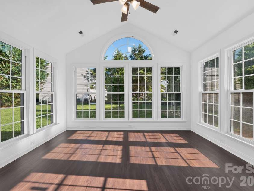 11518 Planters Estates Drive, Charlotte, NC 28278.  MLS# CAR4392668, YatesRealty ID 31340. 