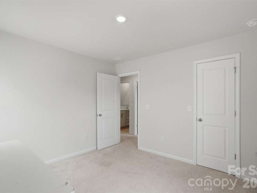 2404 Trollinger Drive, Catawba, NC 28609.  MLS# CAR4385749, YatesRealty ID 31342. 