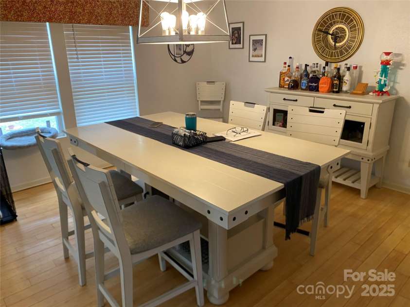 717 Sinclair Drive, Monroe, NC 28112.  MLS# CAR4290743, YatesRealty ID 31343. Dining area