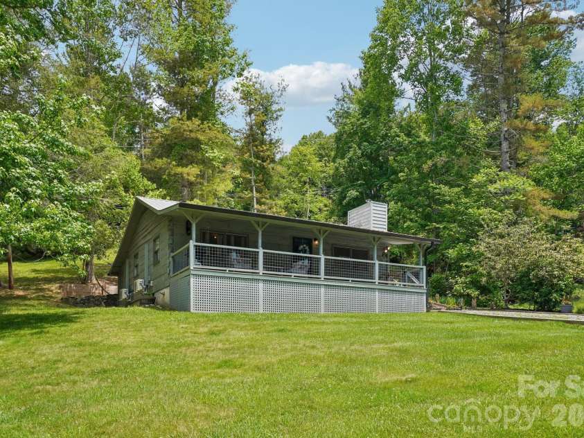 175 Village Lane, Mars Hill, NC 28754.  MLS# CAR4387698, YatesRealty ID 31344. Beautiful Village Setting