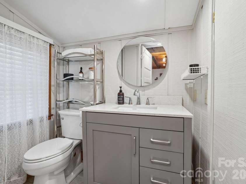 175 Village Lane, Mars Hill, NC 28754.  MLS# CAR4387698, YatesRealty ID 31344. Primary Bathroom