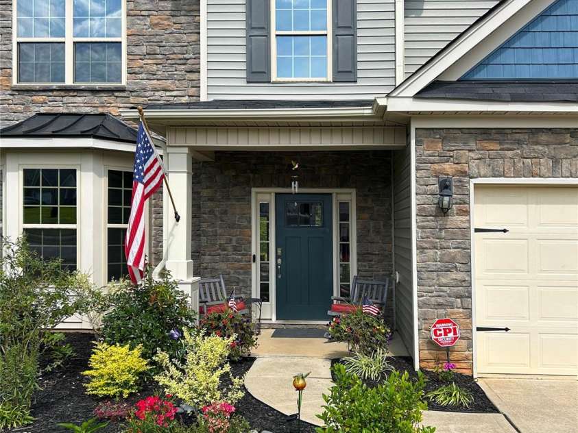 1823 Ridge Creek Drive, Kernersville, NC 27284.  MLS# CAR4287528, YatesRealty ID 31345. 