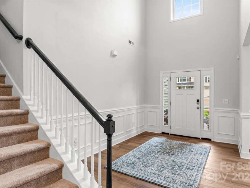 1823 Ridge Creek Drive, Kernersville, NC 27284.  MLS# CAR4287528, YatesRealty ID 31345. 