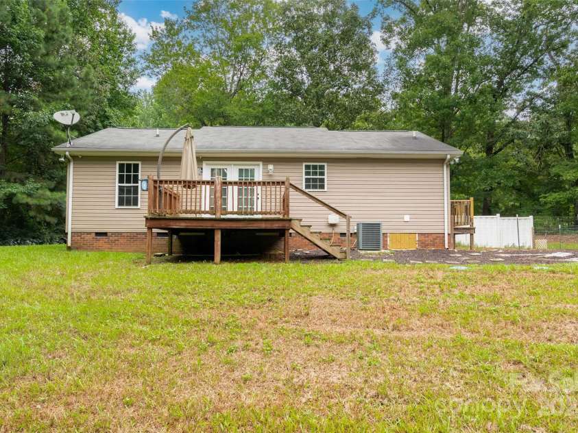 1878 Pekin Road, Candor, NC 27229.  MLS# CAR4290871, YatesRealty ID 31346. 