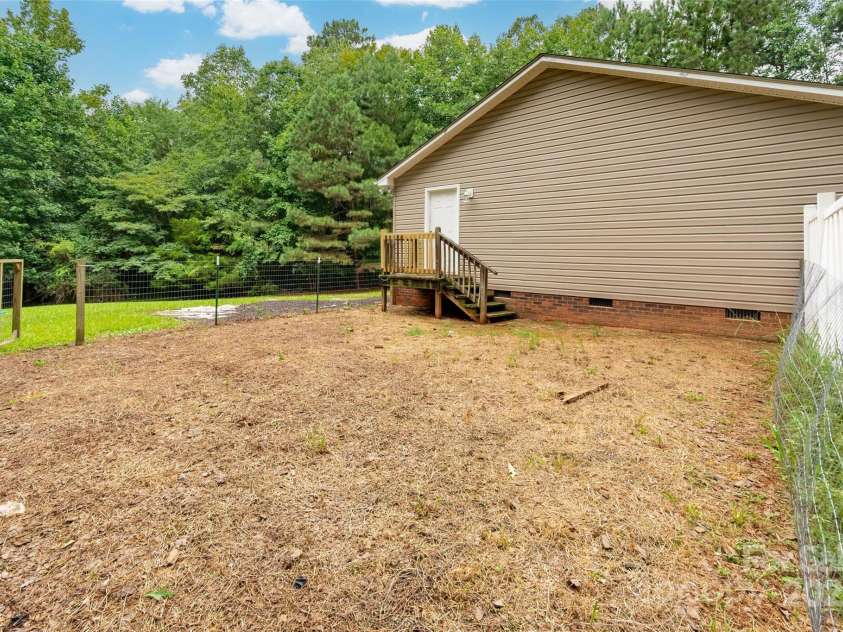 1878 Pekin Road, Candor, NC 27229.  MLS# CAR4290871, YatesRealty ID 31346. 