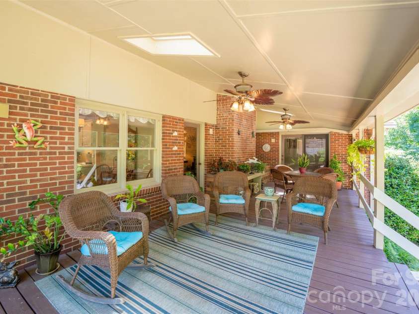 7029 Forest Hills Drive, Denver, NC 28037.  MLS# CAR4386920, YatesRealty ID 31346. 