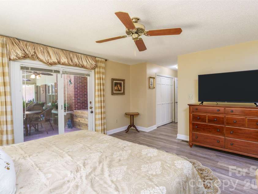 7029 Forest Hills Drive, Denver, NC 28037.  MLS# CAR4386920, YatesRealty ID 31346. Primary Bedroom