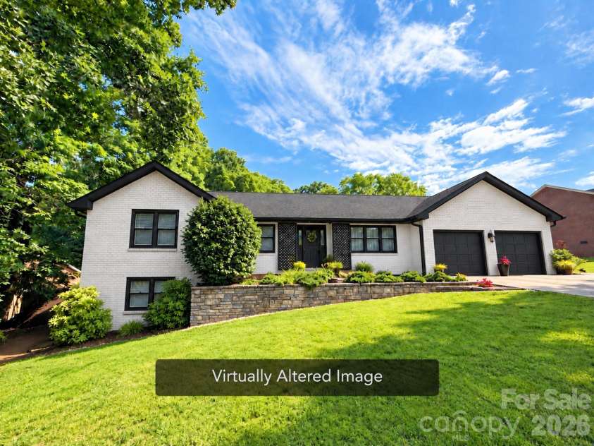 7029 Forest Hills Drive, Denver, NC 28037.  MLS# CAR4386920, YatesRealty ID 31346. With some work this property could look like this!