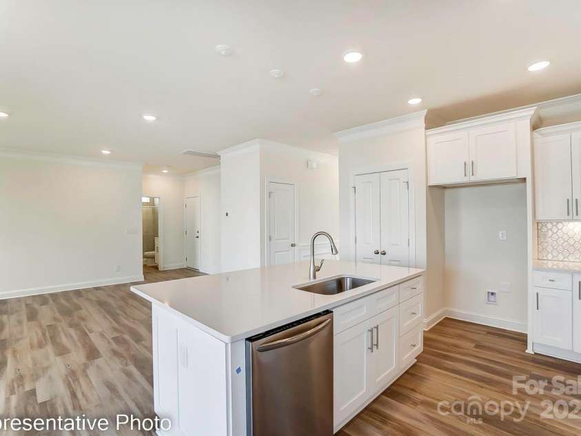 1869 Barksdale Road, Sherrills Ford, NC 28673.  MLS# CAR4290897, YatesRealty ID 31347. 