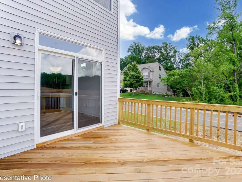 1869 Barksdale Road, Sherrills Ford, NC 28673.  MLS# CAR4290897, YatesRealty ID 31347. 