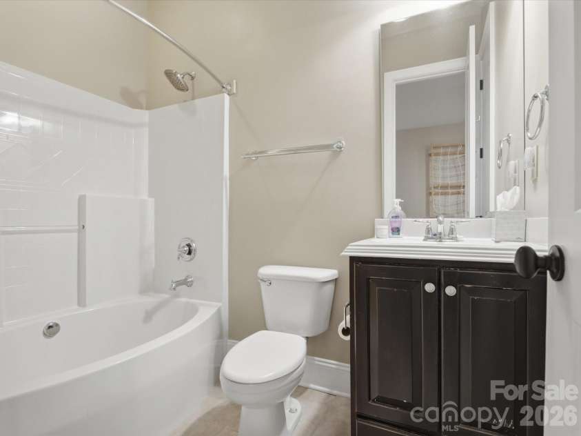 2894 Lakeshore Drive, Chester, SC 29706.  MLS# CAR4393465, YatesRealty ID 31347. 