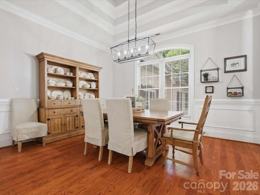 2894 Lakeshore Drive, Chester, SC 29706.  MLS# CAR4393465, YatesRealty ID 31347. Dining
