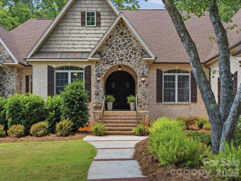 2894 Lakeshore Drive, Chester, SC 29706.  MLS# CAR4393465, YatesRealty ID 31347. Front profile