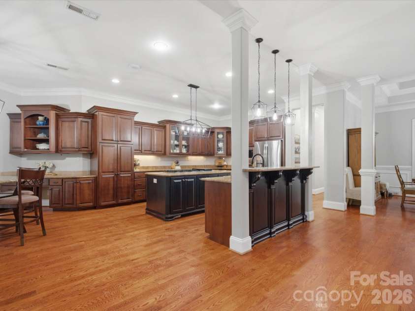 2894 Lakeshore Drive, Chester, SC 29706.  MLS# CAR4393465, YatesRealty ID 31347. Kitchen